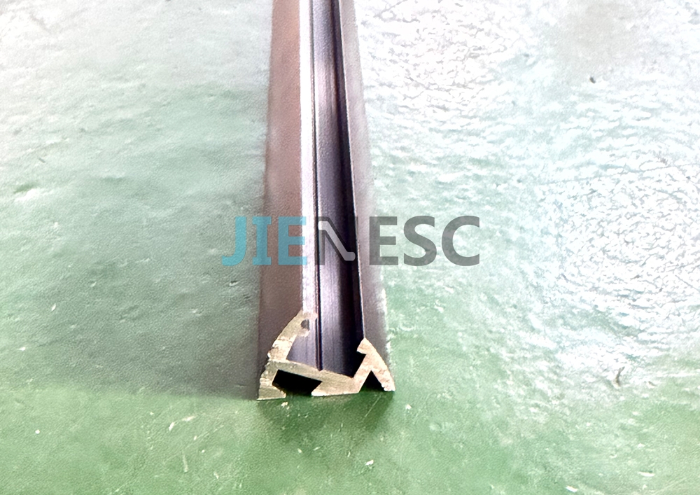 KM51516175H01 Escalator Skirt Brush Curved Section