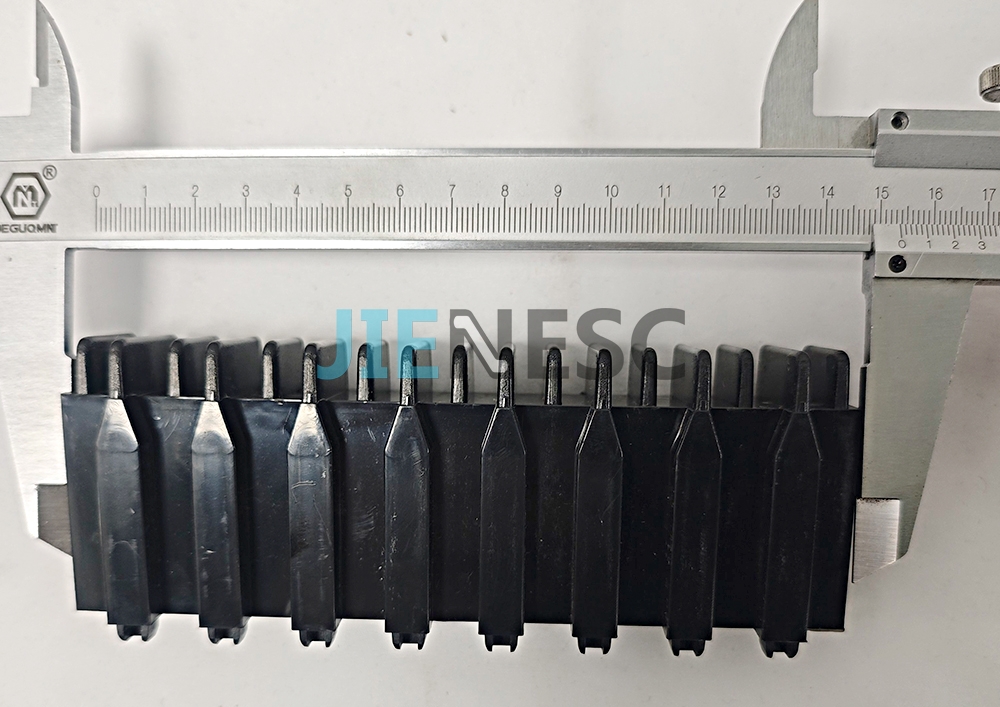 HBT3 Escalator Step Demarcation 8T Rear Middle from Factory
