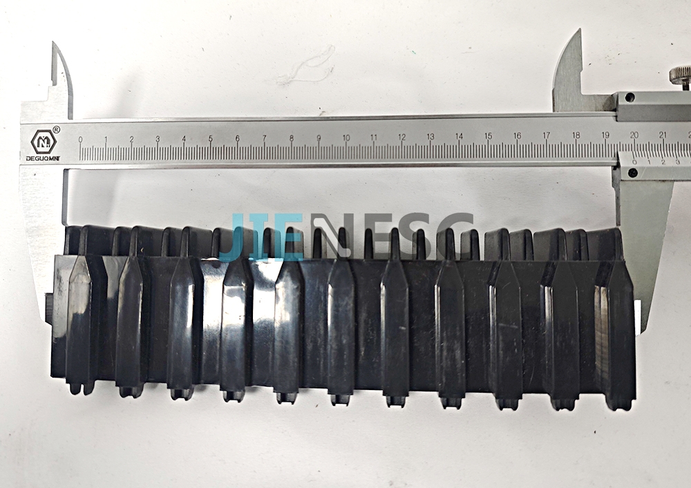 HBT1.2 Escalator Step Demarcation 11T from Factory