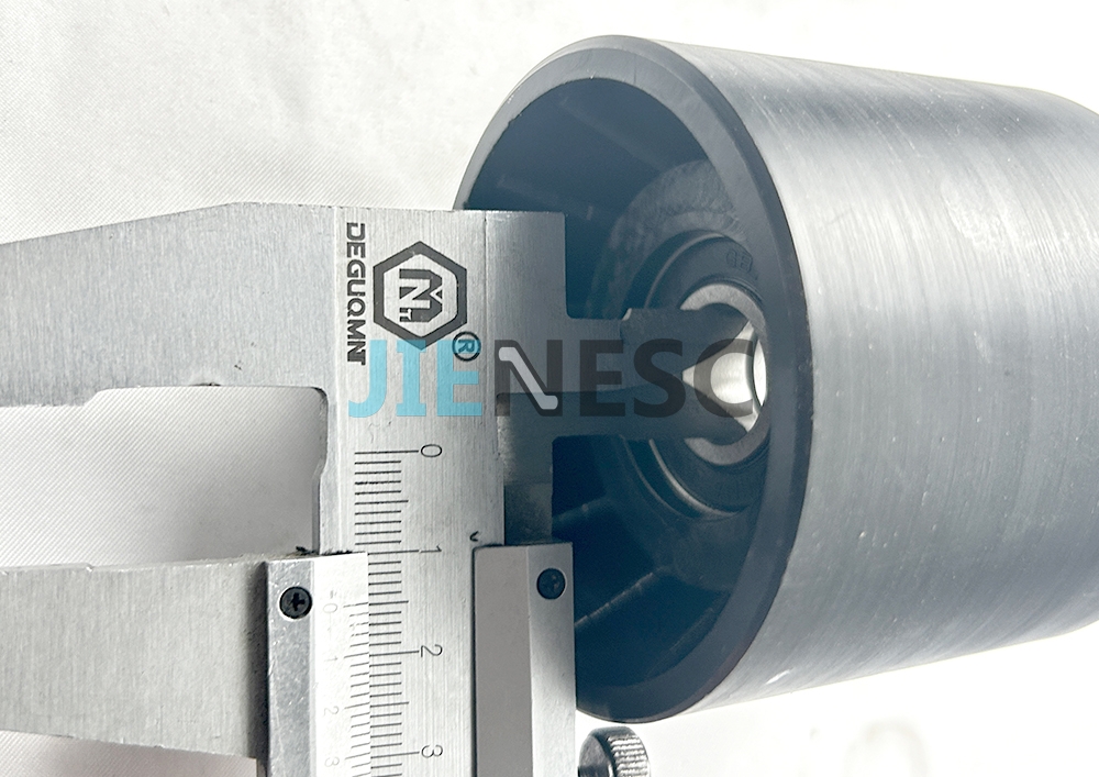 3L11869*A 70*60mm 6202 Black Color Escalator Handrail Pressure Roller From Factory