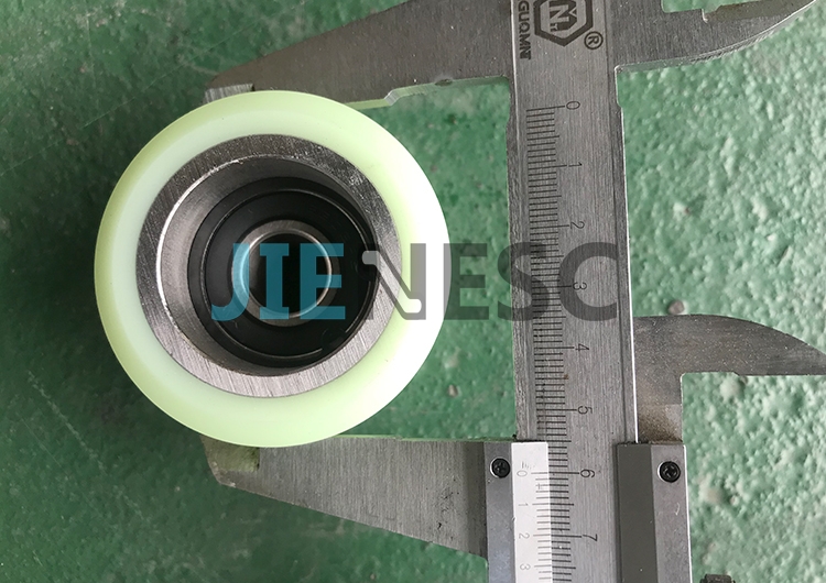 YS015D746G03 60*55mm Escalator Handrail Pressure Roller from factory