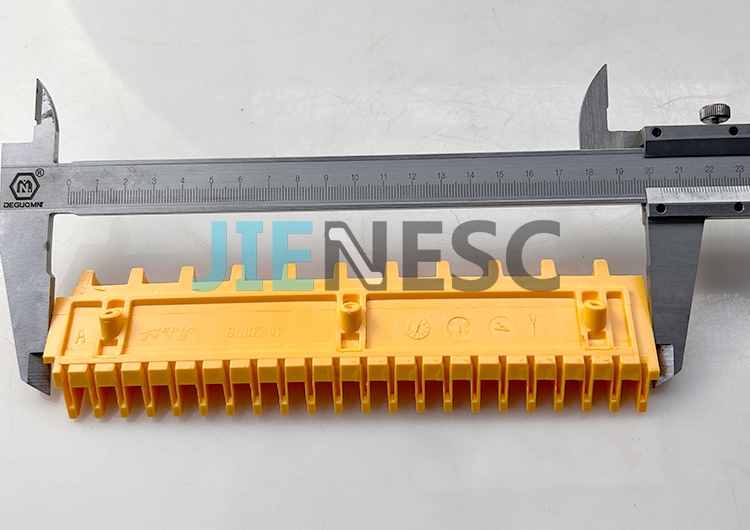 SLBK-01 Escalator Step Demarcation for 9300 Step Yellow L=200mm