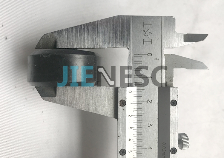 3215.05.0037 elevator door lock roller