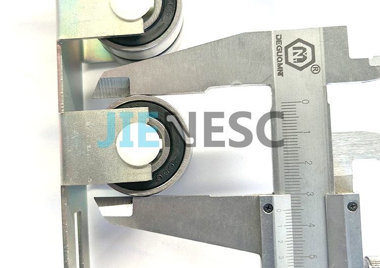 SFV809541 Escalator Newel Chain 48 rollers From Factory