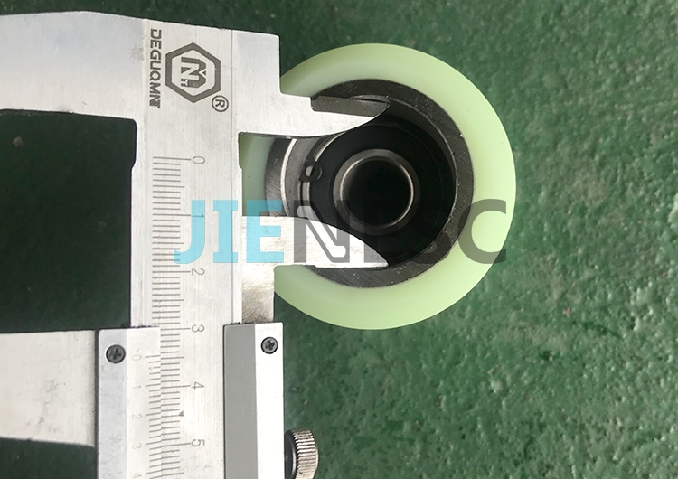YS015D746G03 60*55mm Escalator Handrail Pressure Roller from factory