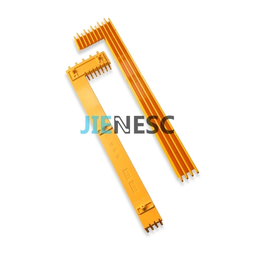 SLBK-02 Escalator Step Demarcation RHS Yellow 5teeth from factory