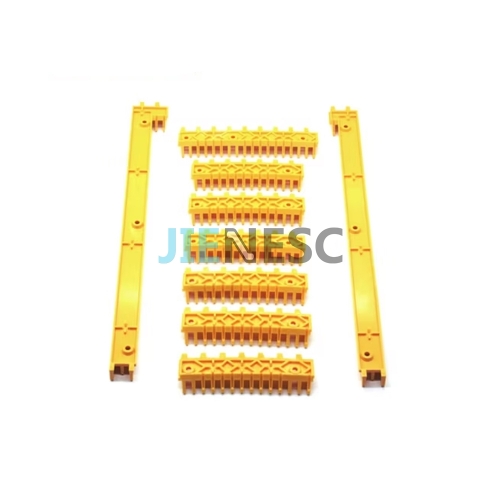 645B029H02 Escalator step demarcation from factory