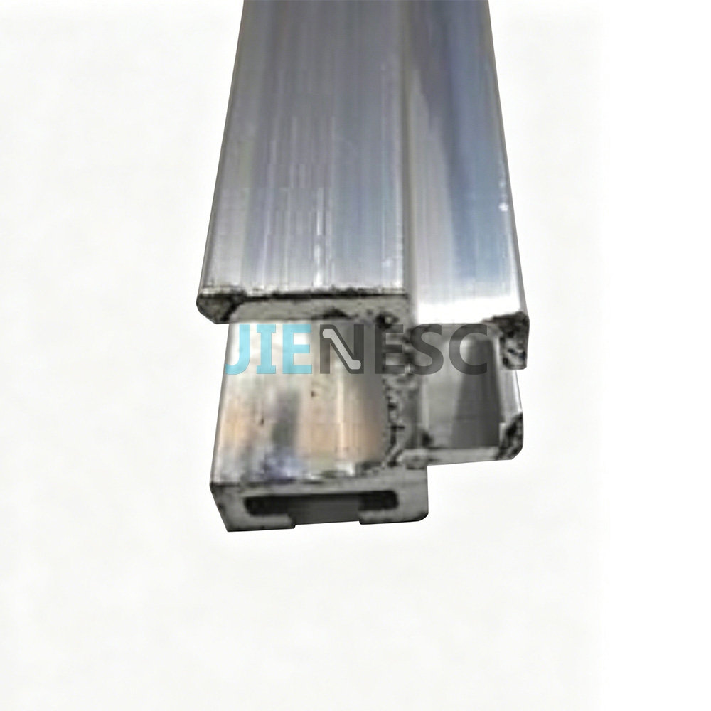 DEE2429370 Escalator guide rail