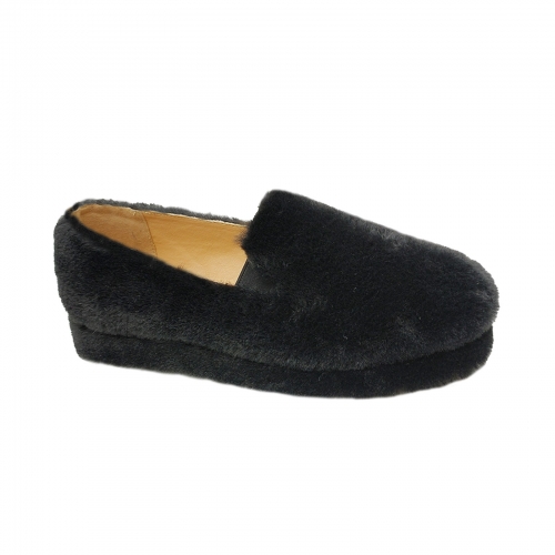 Round-toe Faux Fur Loafers