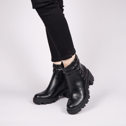 Quilted Zip Chunky Heel Combat Boots