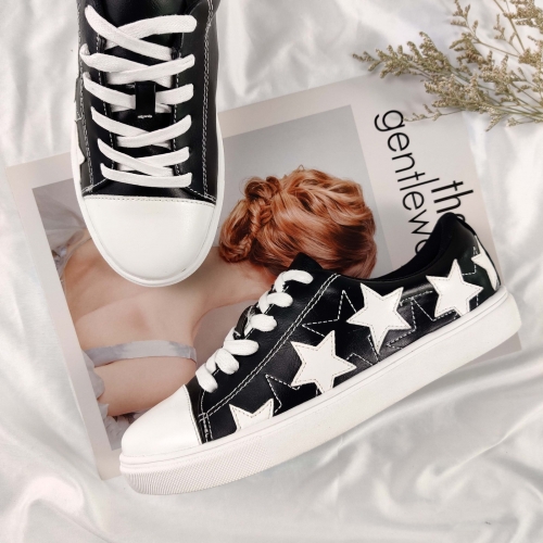 Star  Print Lace-up Causal Sneakers