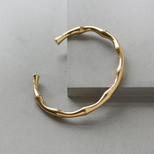 VINTAGE BAMBOO 18K GOLD BANGLE BRACELET