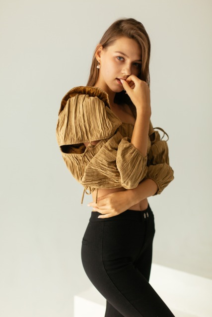 Khaki Hollowed-Out Top