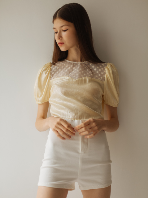 Daisy Yellow Top