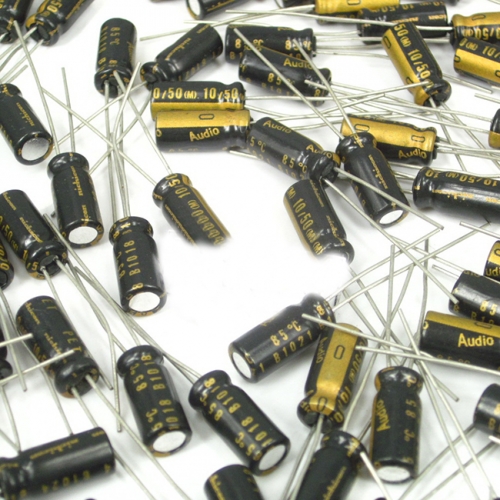 1PC Nichicon 10UF 50V 85℃ AUDIO Grade Electrolytic Capacitors