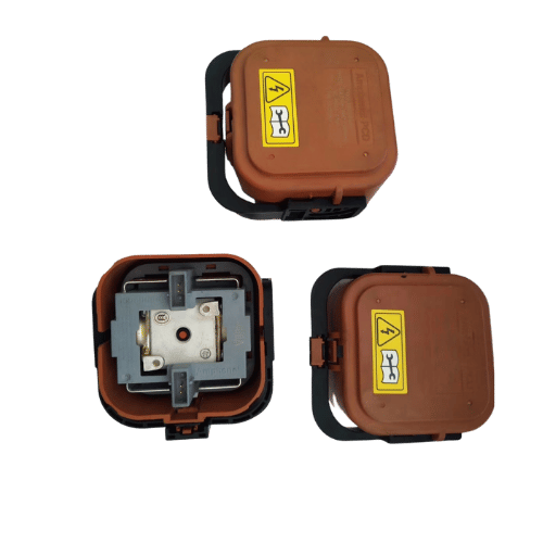 MSDM3502 High-Power Connector – 690VAC, 350A Panel Mount Plug