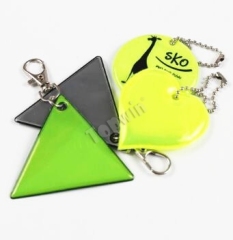 Cheap Promotional Plastic Reflective Keyrings