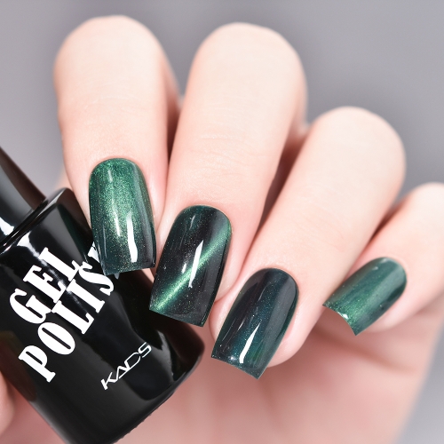 3D Cat Eye Gel Nail Polish Sacramento Green