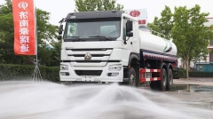 Sinotruk Howo 6x4 25000liter Spraying water tanker truck
