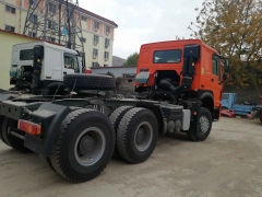 Sinotruck HOWO 6x4 tractor head horse trucks 420HP in tanzania