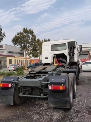 Sinotruk HOWO 6x4 used second hand Tractor Truck