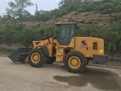 China LOVOL 4WD Backhoe Loader 8200KG with Cummins engine