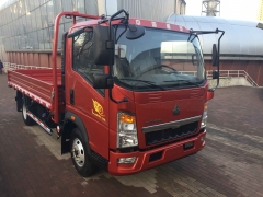 SINOTRUK HOWO 5 ton to 6ton light cargo truck 4x2