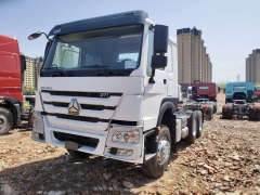 Sinotruk HOWO 6x4 tractor truck head 371HP sale