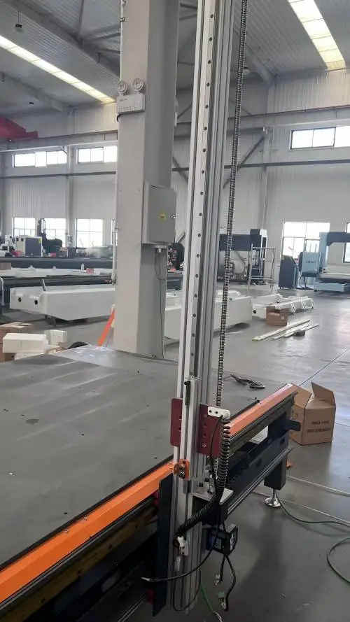 4 Axis 1330 CNC Hot Wire Foam Cutting Machine for 3D Molds