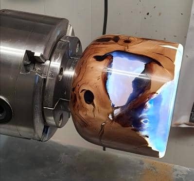 how to use Epoxy Resin on mould