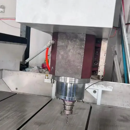 Cast Iron 2030 Metal Milling Machine with BT40 BT50 for Aluminum Mold Making
