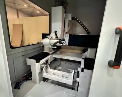 spindle rotate 0-90 degrees in 5 axis cnc router 