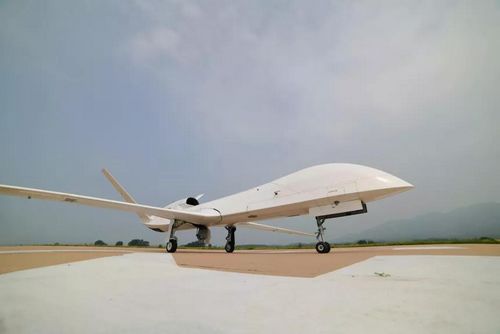 Équipe de drones WJ-700
