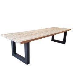 OUTDOOR RECLAIMED PINE DINING TABLE