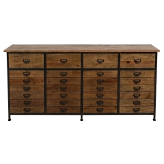 Low industrial sideboard in recycled wood - Manufacture