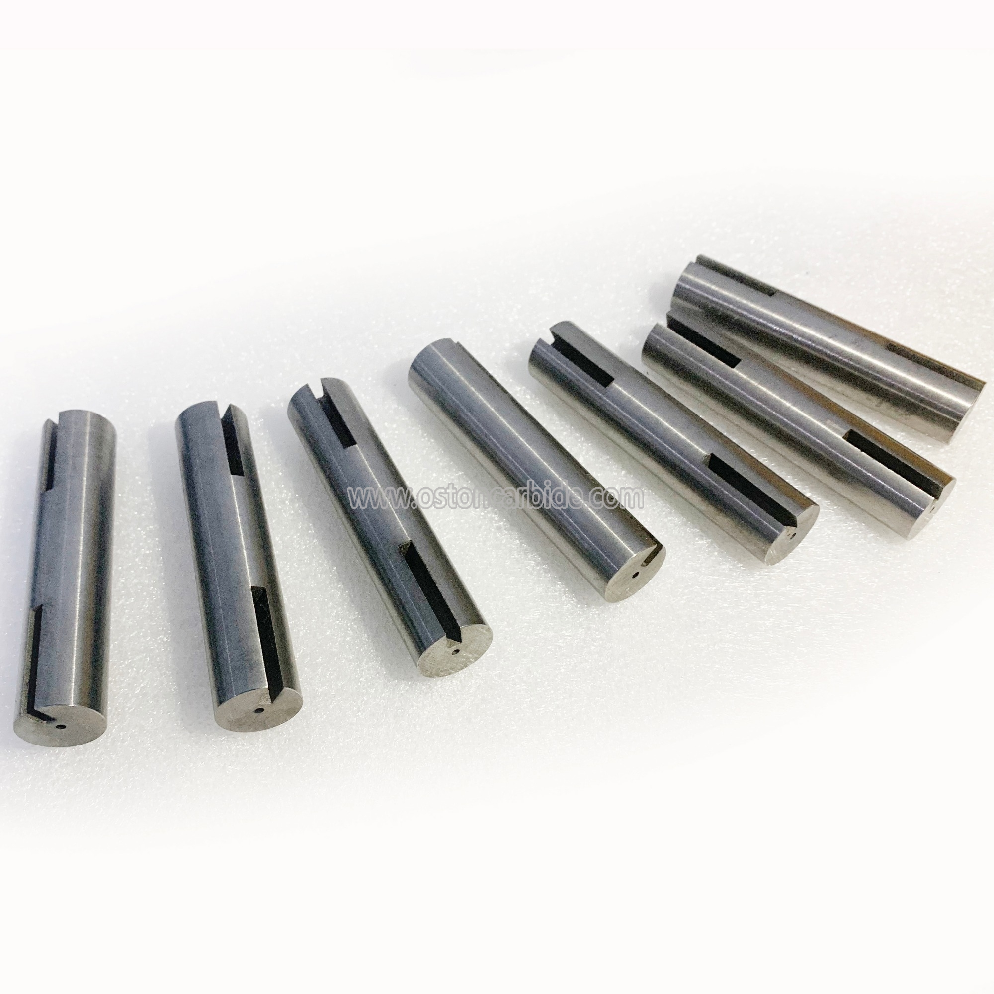 Carbide Wear Stud Pins