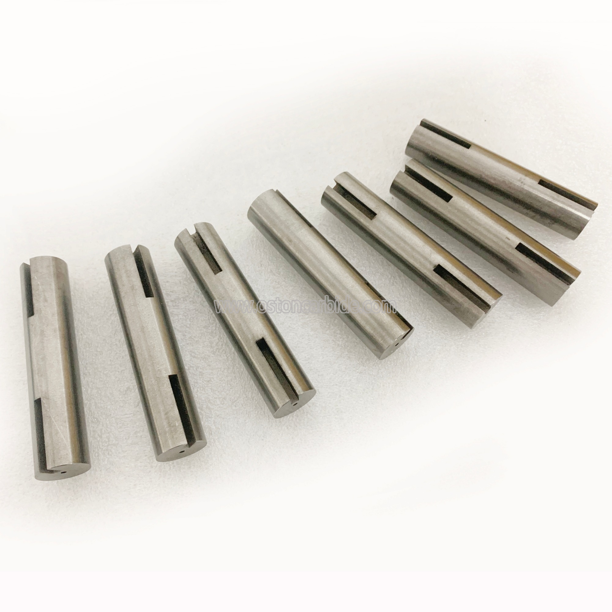 Carbide Wear Stud Pins
