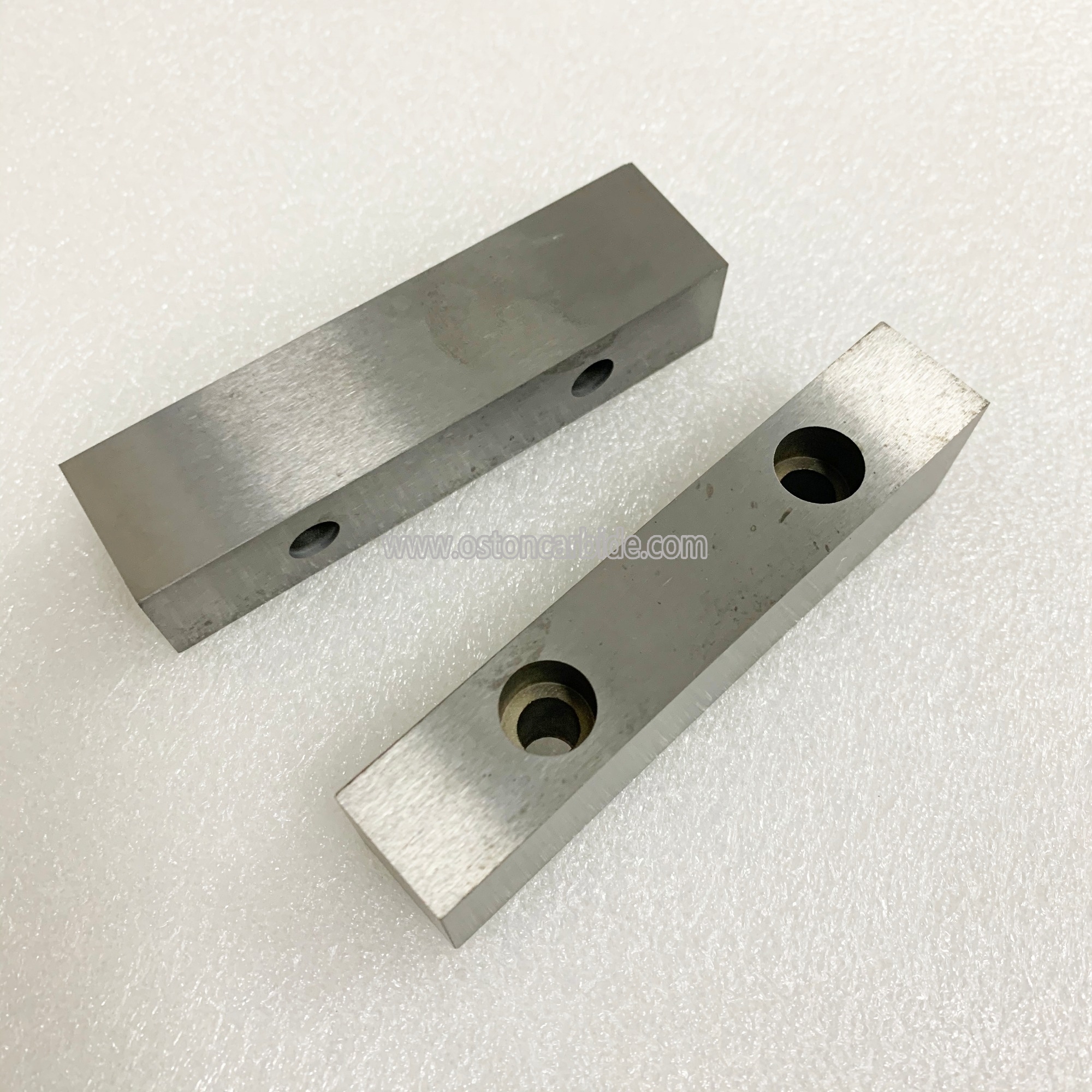 High Precision Tungsten Carbide Strip Cutter with Holes