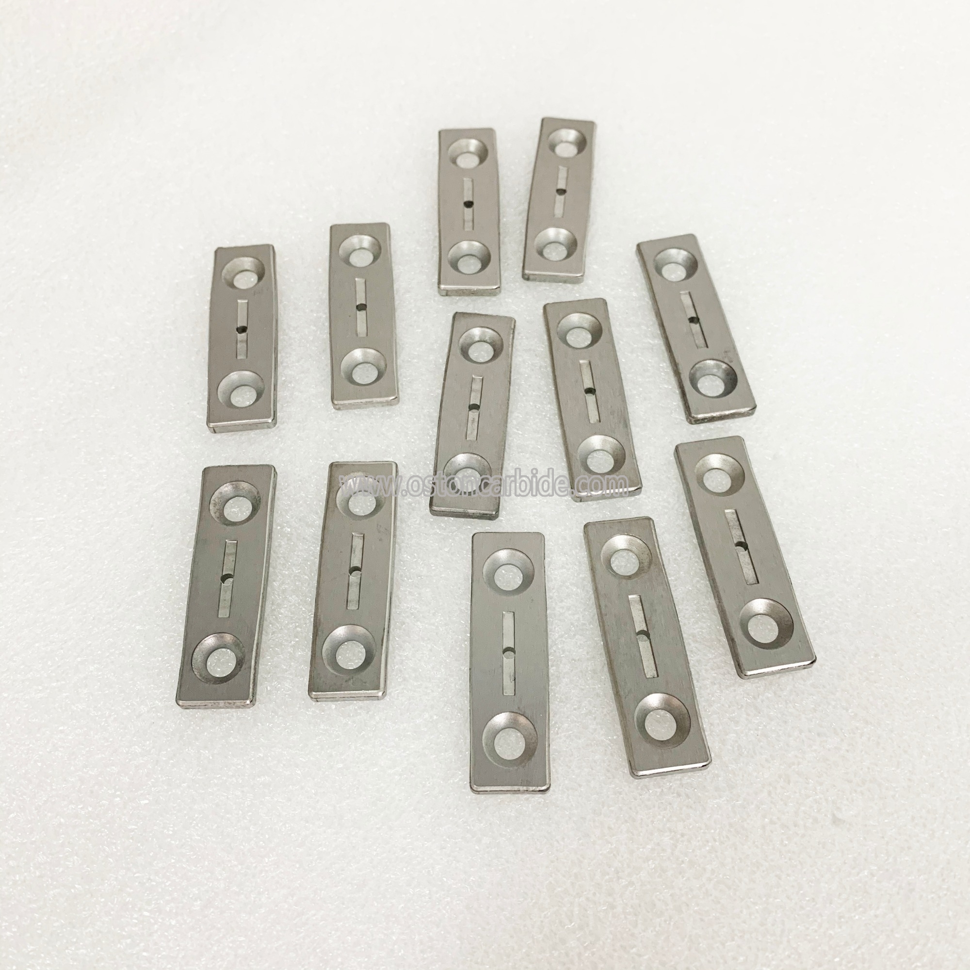 K30 Customized Tungsten Alloy Rectanglular Woodworking Blades with Fixed Hole 1
