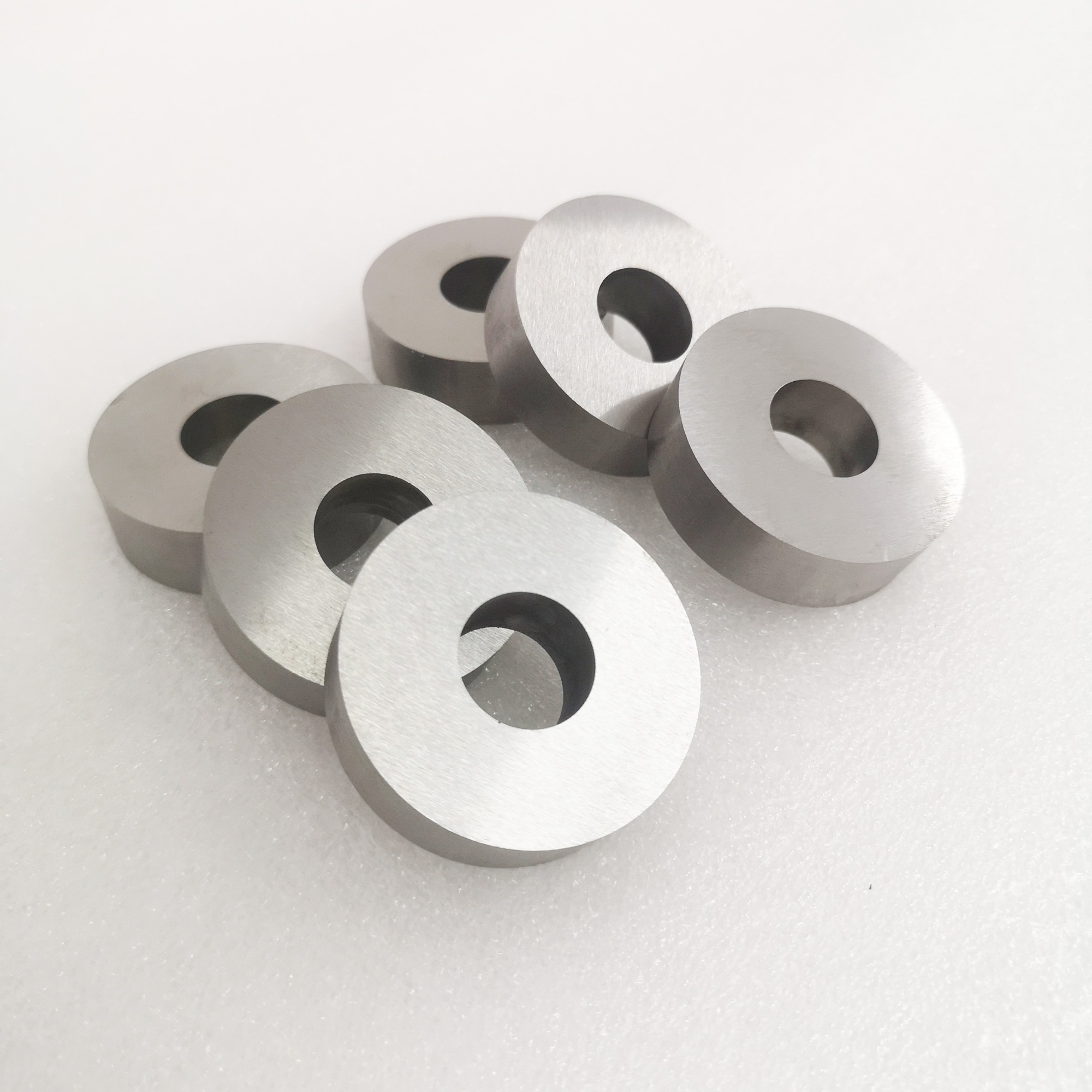 Durable Tungsten Carbide Cold Heading Dies Blank Cemented Carbide Stamping Die