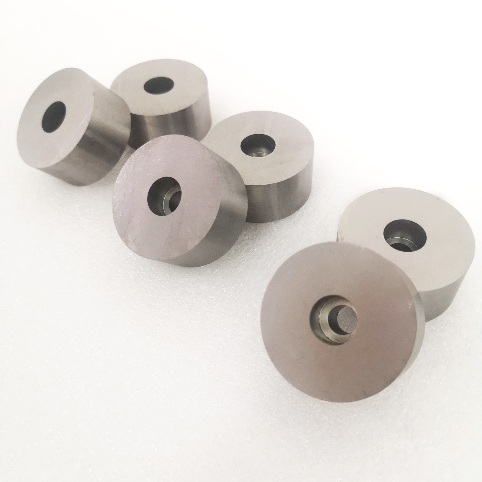 Durable Tungsten Carbide Cold Heading Dies Blank Cemented Carbide Stamping Die