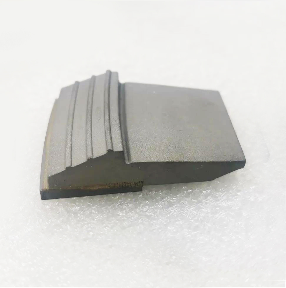 Tungsten Carbide Replacement Tiles on Decanter Centrifuge Scroll