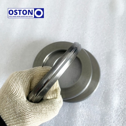 Φ140*Φ90*15mm RT2 Tungsten Carbide Reduing Rolls for Russian Market According to GOST R 52544-2006 Standard