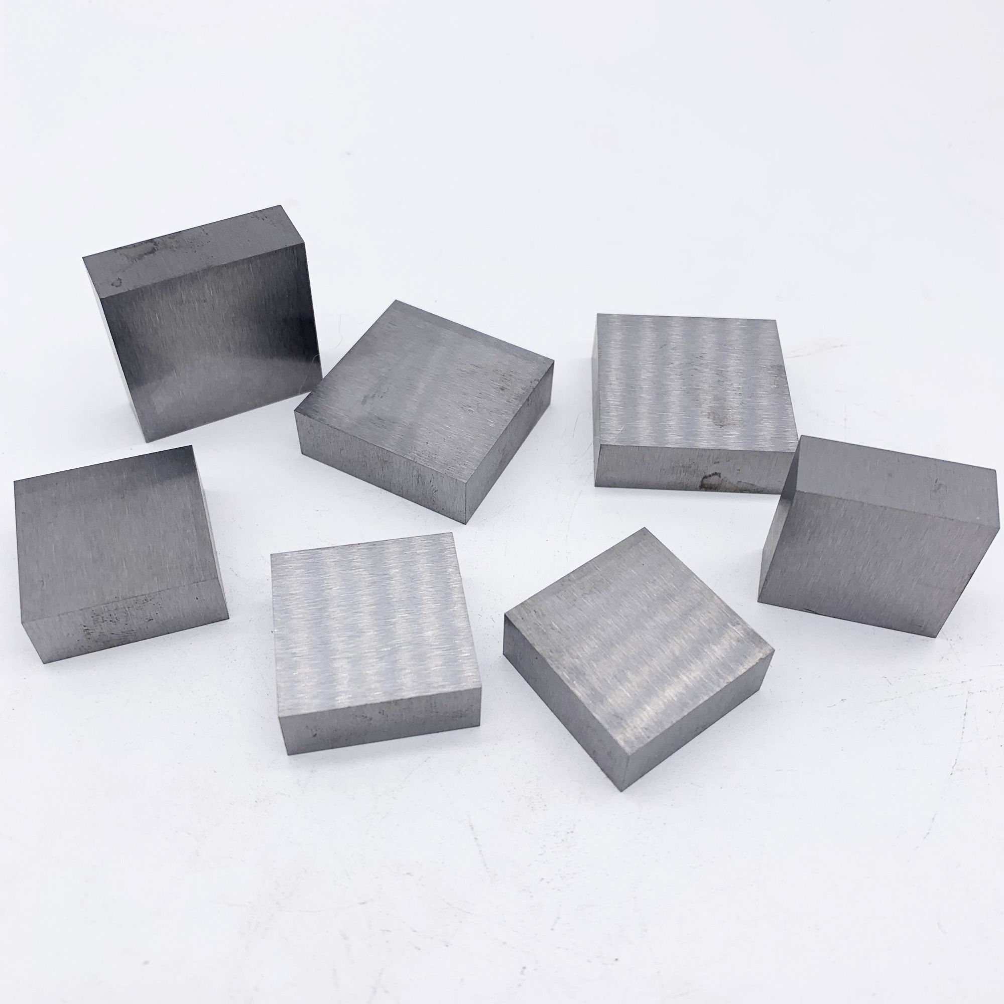 Tungsten carbide square dies