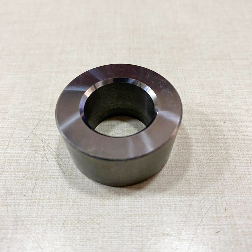 tungsten carbide seat for homogenizer