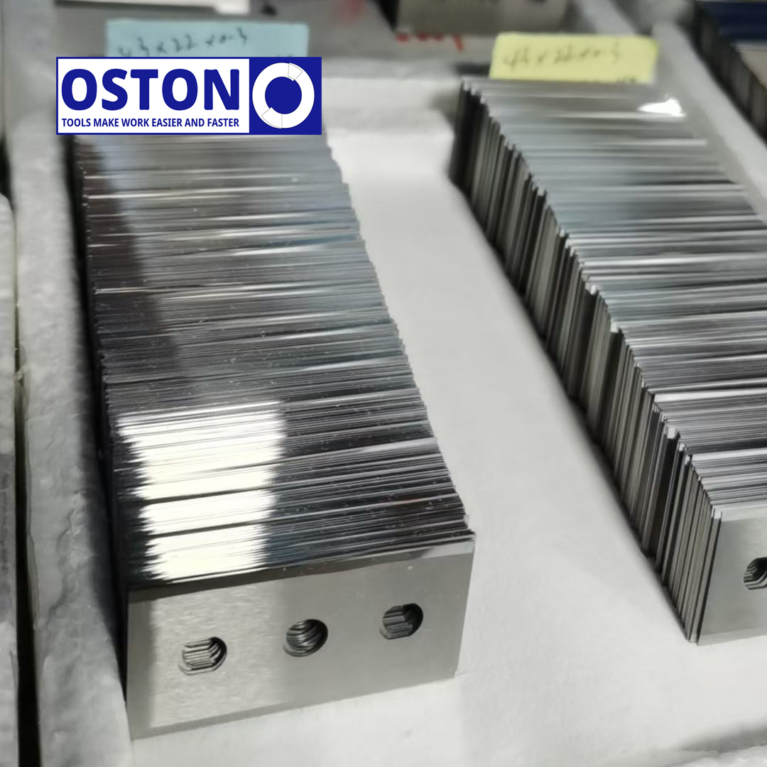Wholesale 43x22x0.2/0.3/0.4mm Aluminum Foil Slitting Blades, Tungsten Carbide Razor Blade,3 Hole Razor Slitting Blades
