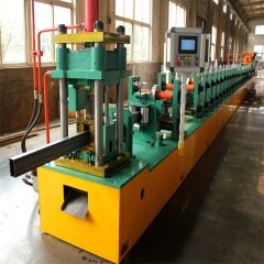 Roll forming macine for storage rack