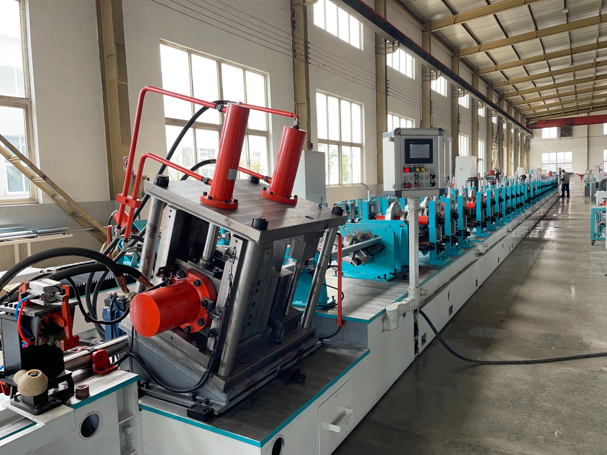 Live stock chicken feed trough line delivery