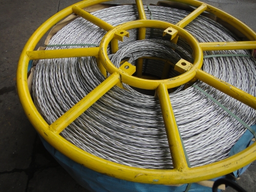 Anti Twisting Galvanized Steel Wire Rope 18mm for pulling two conductors