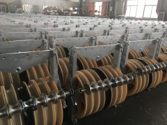 Bundled conductor pulleys for stringing six conductors SHQ660